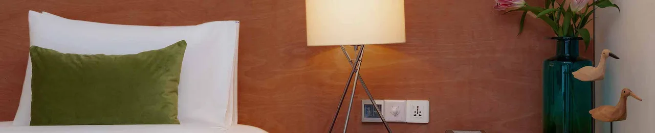 Rooms & Suites